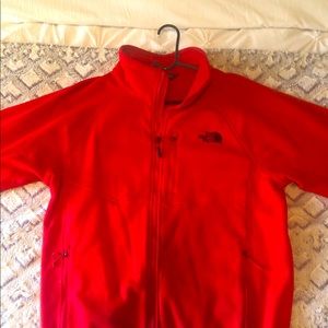 RED NORTH FACE FLEECE LARGE